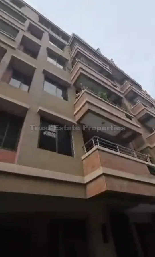 One Bedroom Flat image 1