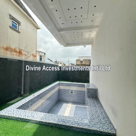 Luxury 5bedroom Fully Detached With Bq thumbnail 8