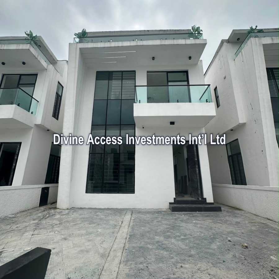 Luxury 5 Bedroom Fully Detached With Bq image 1