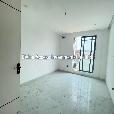 Luxury 1, 2 And 3 Bedroom Apartments With Elevator And Swimming Pool thumbnail 11