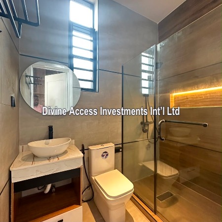Luxury 5 Bedroom Fully Detached With Bq And Swimming Pool thumbnail 7