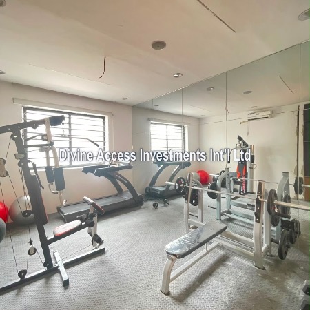 Luxury 1, 2 And 3 Bedroom Apartments With Elevator And Swimming Pool thumbnail 13