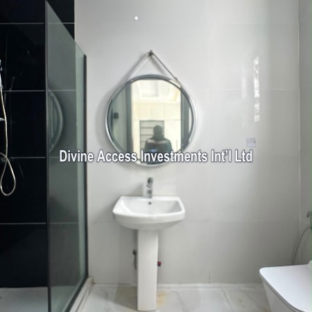 Luxury 5bedroom Fully Detached With Bq thumbnail 6