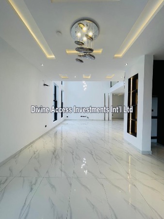 Luxury 5bedroom With Bq And Swimming Pool thumbnail 7