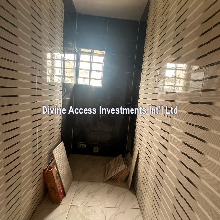 Luxury 4 Bedroom Terraced Duplex thumbnail 7
