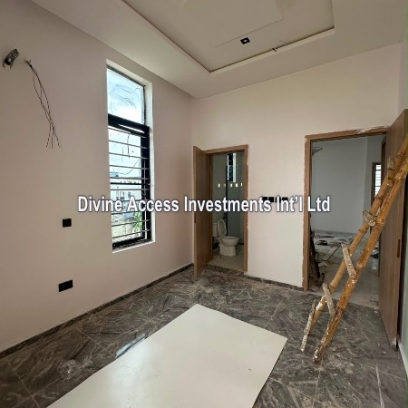 Luxury 4 Bedroom Fully Detached Duplex With Bq thumbnail 7