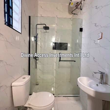 Luxurious 4 Bedroom Semi Detached With Bq thumbnail 9
