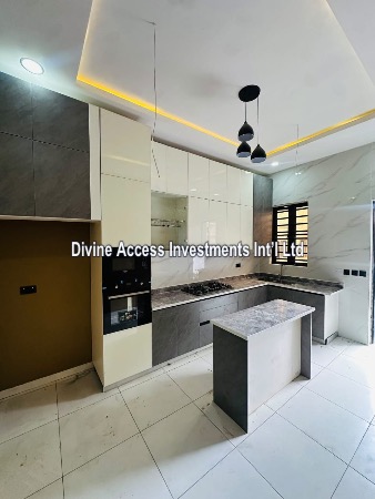 Luxury 4 Bedroom Fully Detached Duplex
