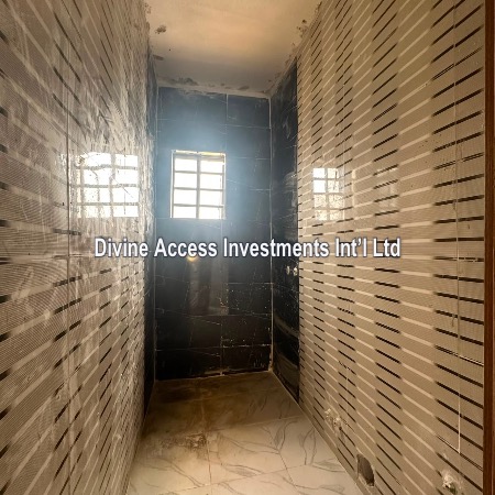 Luxury 4 Bedroom Terraced Duplex