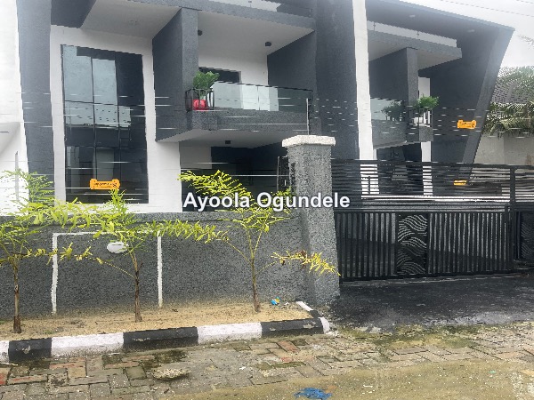 Brand-New 3bedrooms Semi-Detached Duplex With Bq